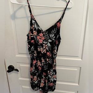 H&M Romper. Size 4